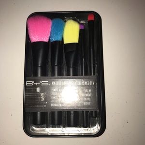 Makeup Brushes Travel Kit + Eyebrow Razor Set